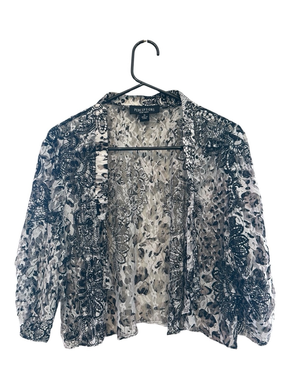 Vintage Y2K Perceptions Black and White Floral Lace-Style Open Cardigan Size 16